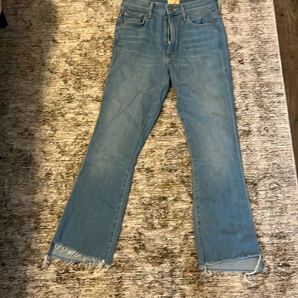 Mother Insider Crop Step Fray in Hold My Hand